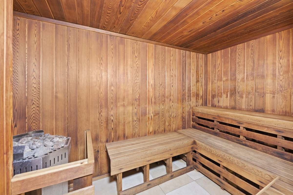 Resort sauna